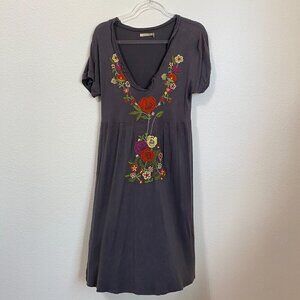 Caite Charcoal Floral Embroidered Short Sleeve Stretch Midi Dress Medium